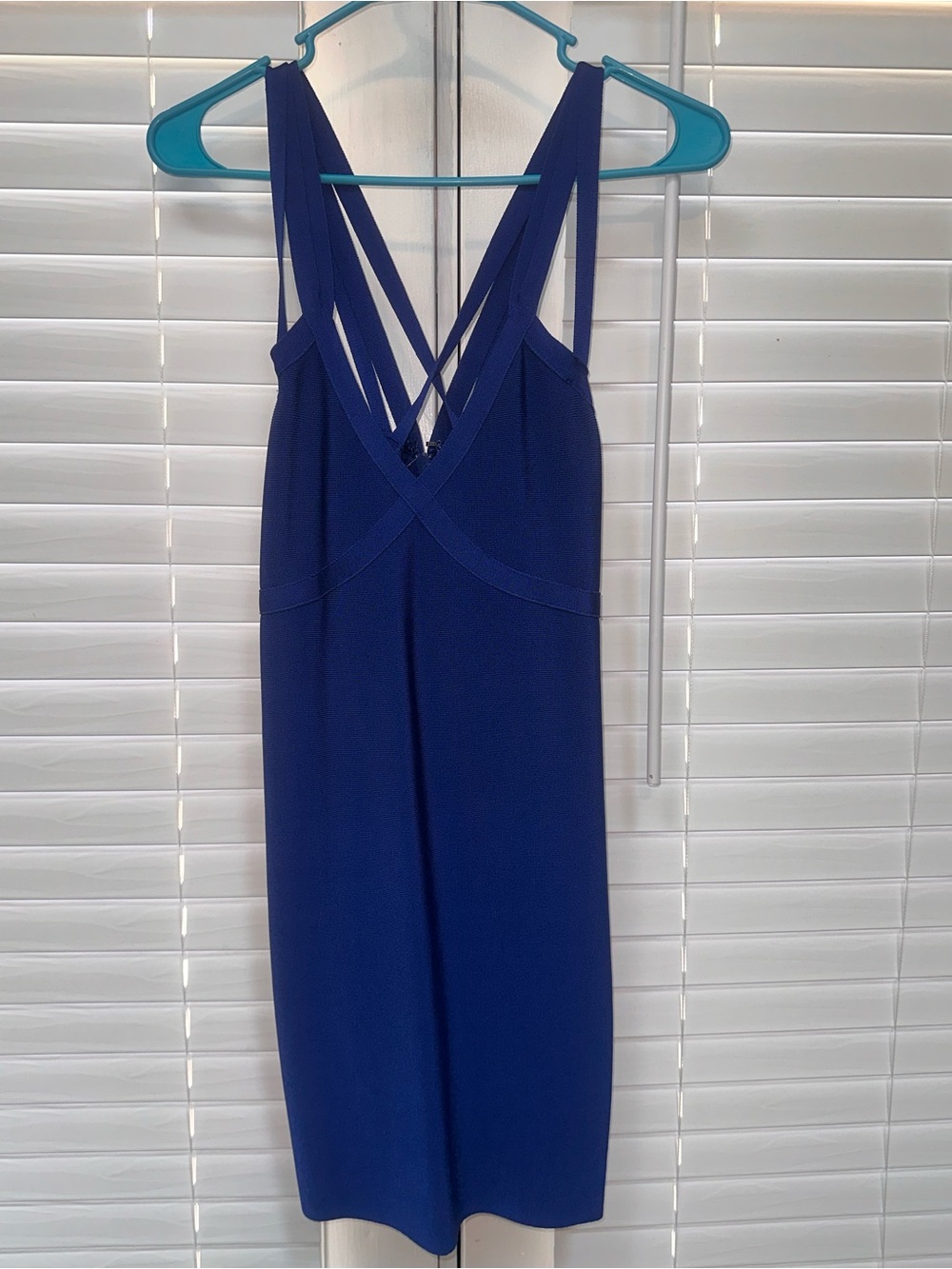 bebe Cobalt Blue Strappy V-Neck Mini Bodycon Dress Brand New Size Large